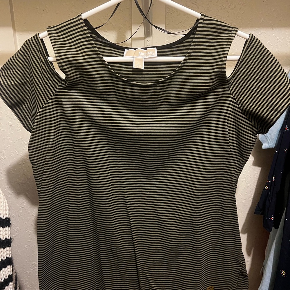 Michael Kors Black and White Cut Out Short Sleeve T-Shirt